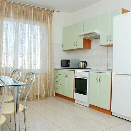 2-Komnatnye Apartamenty Alladin - Pozniaki Kyiv Exterior foto